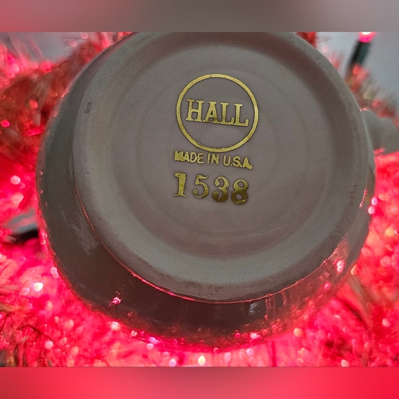 2PC Set Vintage Hall White Pitchers w/Gold Snowflakes Starburst Pattern - Picture 10 of 10